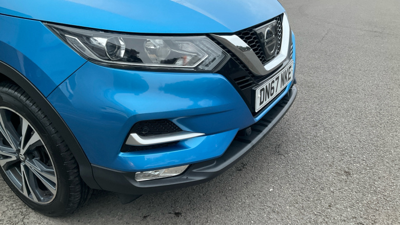 Nissan Qashqai 1.6 DiG-T N-Connecta 5dr Petrol Hatchback